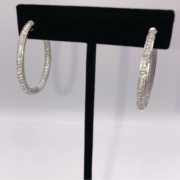 2ct Oval Hoops - Picture 5 of 10